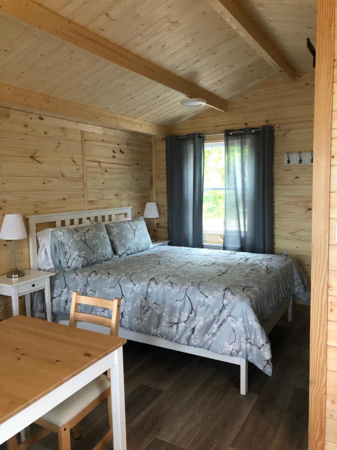 ביי - סאינטה - קתרין Les Chalets De La Colline Inc מראה חיצוני תמונה