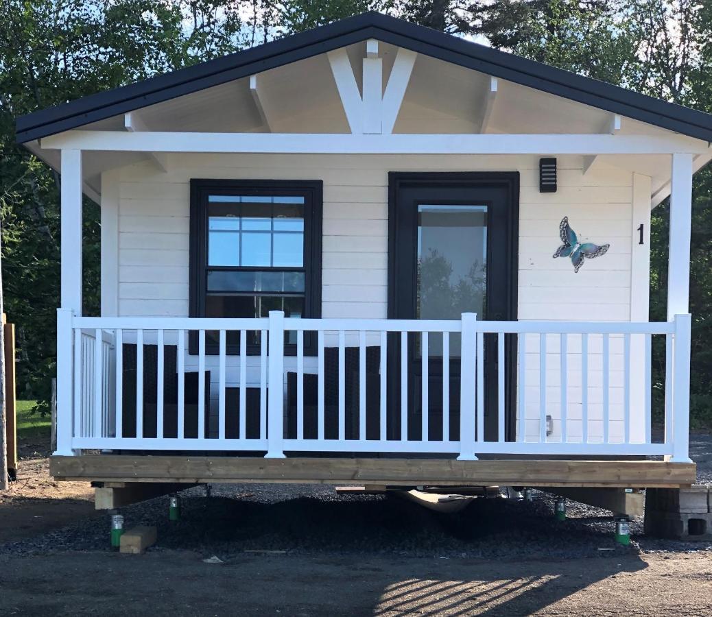 ביי - סאינטה - קתרין Les Chalets De La Colline Inc מראה חיצוני תמונה