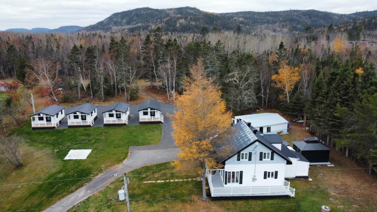 ביי - סאינטה - קתרין Les Chalets De La Colline Inc מראה חיצוני תמונה